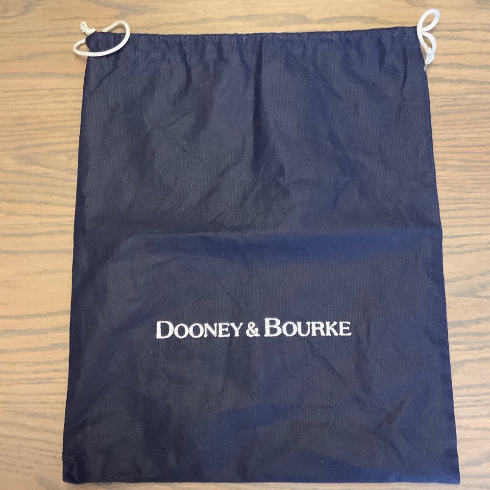 DOONEY & BOURKE DRAWSTRING NAVY COLORED DUST BAG.  13” x 16” EXCELLENT!
